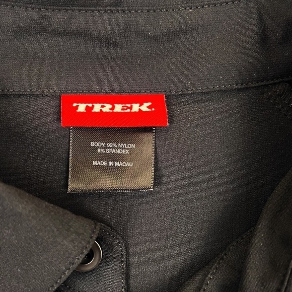 Trek Button Up Nylon Black Shirt Size M - Picture 2 of 9